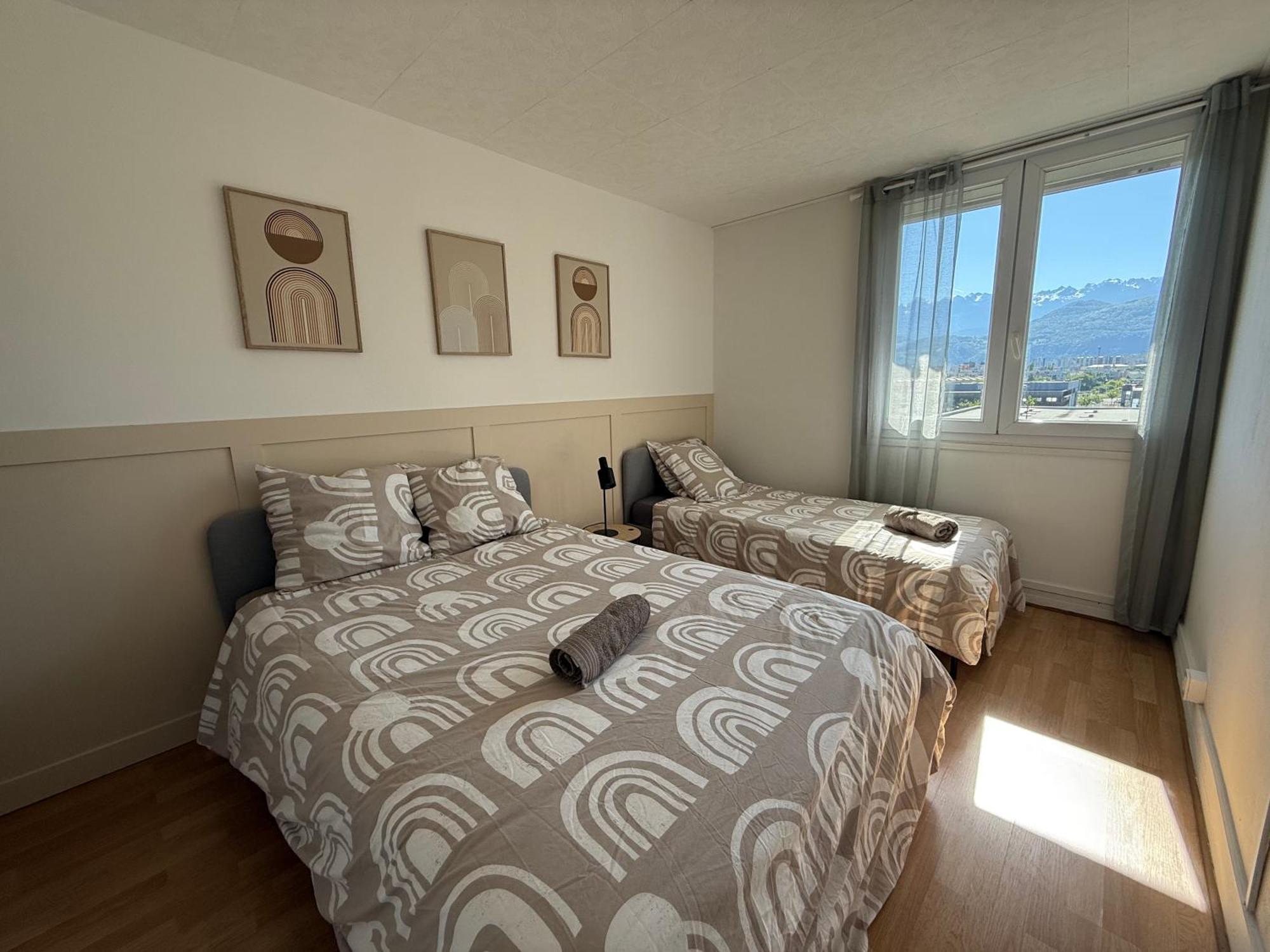 Superbe Duplex Avec Parking Gratuit Lejlighed Grenoble Eksteriør billede
